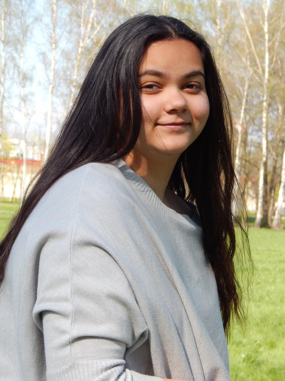 sára, friend, spring, park, tree, smile